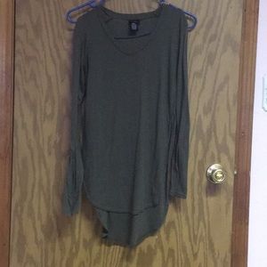 Green long sleeve shirt